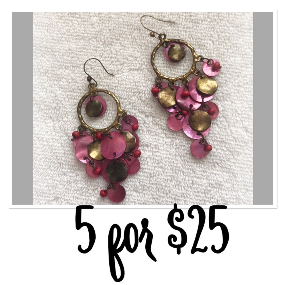 🚨CLOSET CLOSING🚨 Vintage Round Disc Pink Dangle Earrings